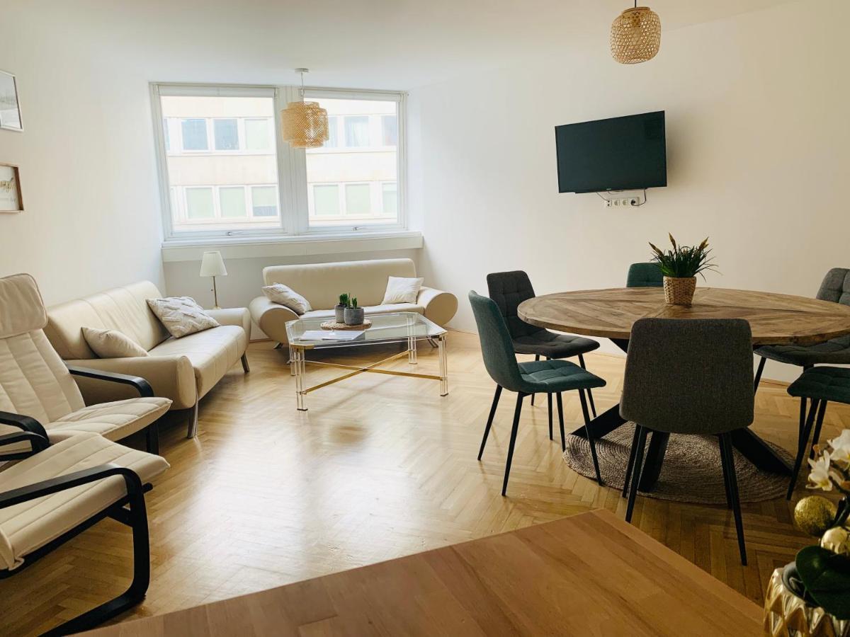 Ruhige Wohnung Im Gasometer Wien *Wifi*U3*Netflix* Dış mekan fotoğraf